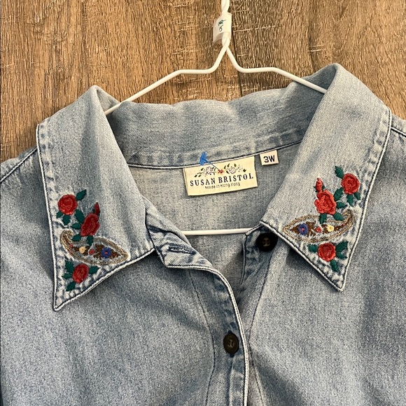 Susan Bristol Light Blue Denim Shirt Embroidered Collar Button Front Size 3W - Picture 7 of 7